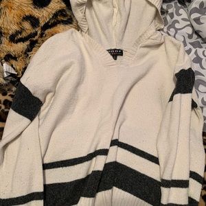 hoodie/sweater